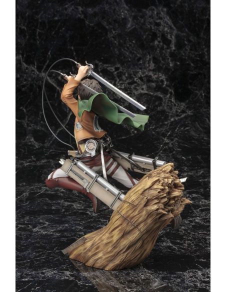 Figura Eren Yeager Renewal Package Ver. 26 cm - Ataque a los Titanes - Attack on Titan