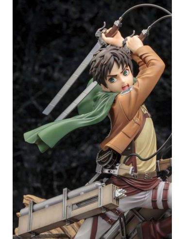 Figura Eren Yeager Renewal Package Ver. 26 cm - Ataque a los Titanes - Attack on Titan