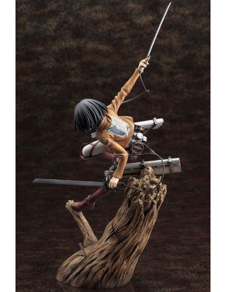 Figura Mikasa Ackerman Renewal Package Ver. 35 cm - Ataque a los Titanes - Attack on Titan