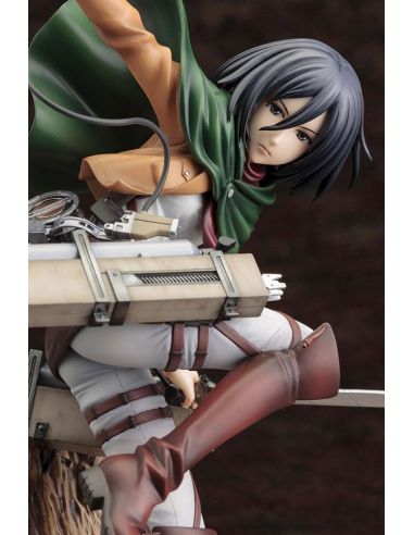 Figura Mikasa Ackerman Renewal Package Ver. 35 cm - Ataque a los Titanes - Attack on Titan