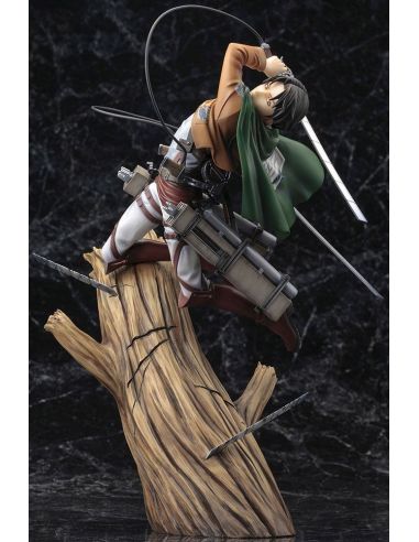 Figura Levi Renewal Package Ver. 28 cm - Ataque a los Titanes - Attack on Titan