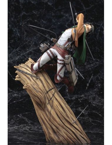 Figura Levi Renewal Package Ver. 28 cm - Ataque a los Titanes - Attack on Titan