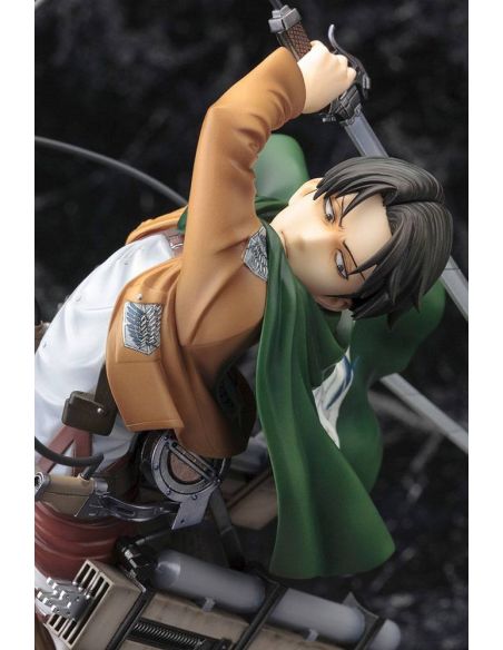 Figura Levi Renewal Package Ver. 28 cm - Ataque a los Titanes - Attack on Titan