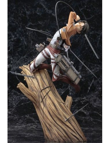 Figura Levi Renewal Package Ver. 28 cm - Ataque a los Titanes - Attack on Titan