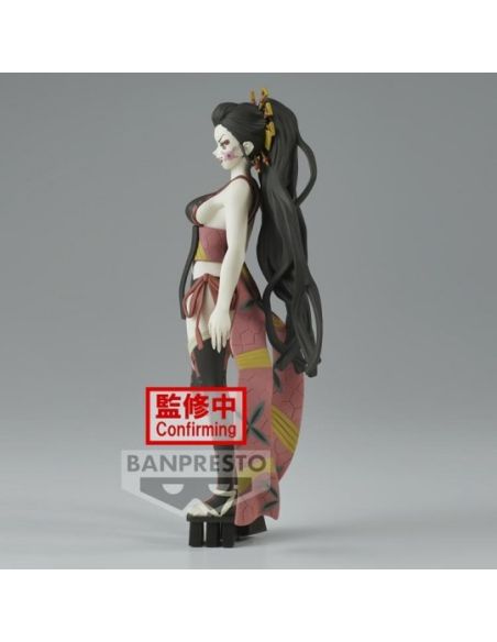 Figura Daki 16 cm Modelo A - Demon Slayer - Kimetsu no Yaiba