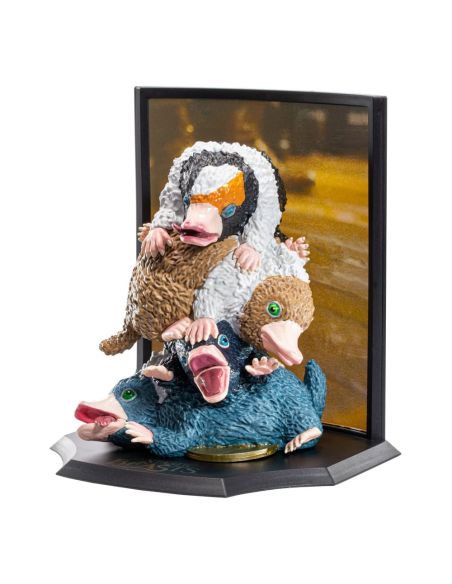 Diorama Escarbatos - Toyllectible Treasures - Diorama Animales Fantásticos