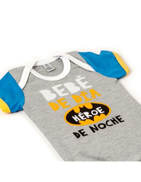 Body Bebé de día... - Batman