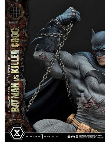 Estatua Batman Versus Killer Croc Ultimate Premium Masterline 71 cm - Batman