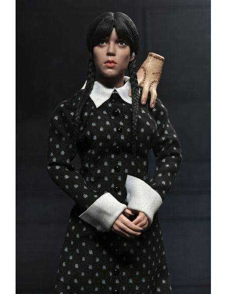 Figura Wednesday (Classic Dress) 20 cm