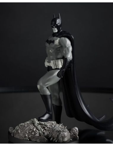 DC Direct Estatua 1/10 Batman by Bjorn Barends (Black White) 18 cm