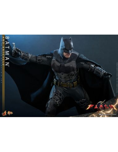 Figura The Flash con Vehículo Movie Masterpiece Batman & Batcycle 1/6 30 cm