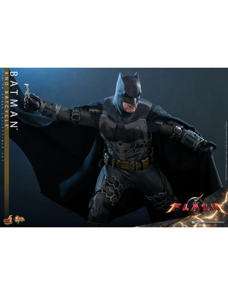 Figura The Flash con Vehículo Movie Masterpiece Batman & Batcycle 1/6 30 cm