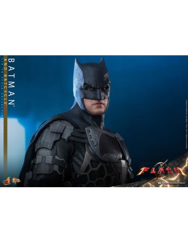 Figura The Flash con Vehículo Movie Masterpiece Batman & Batcycle 1/6 30 cm