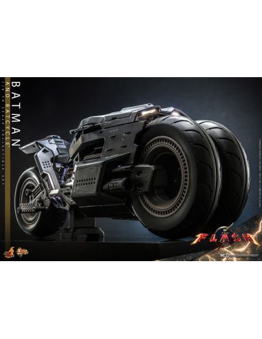 Figura The Flash con Vehículo Movie Masterpiece Batman & Batcycle 1/6 30 cm