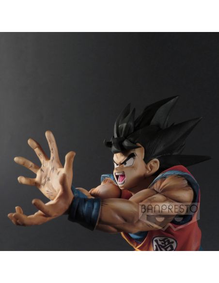 Figura Son Goku ataque Super Kamehame-ha!! 20 cm - Dragon Ball