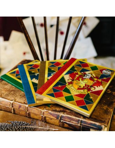 Cuaderno casa Hufflepuff - MinaLima - Harry Potter